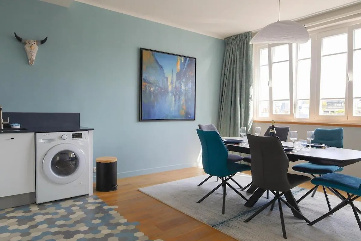 Apartment Spacieux Pour 6 - Passy, Paris